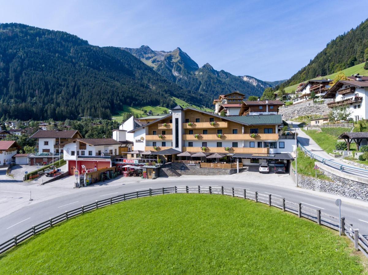 Hotel Panorama Finkenberg Exterior foto
